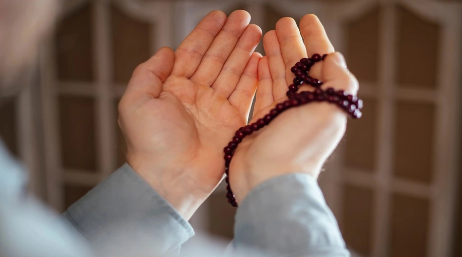What Does Islam Say About Seeking Good Luck Through Dua?