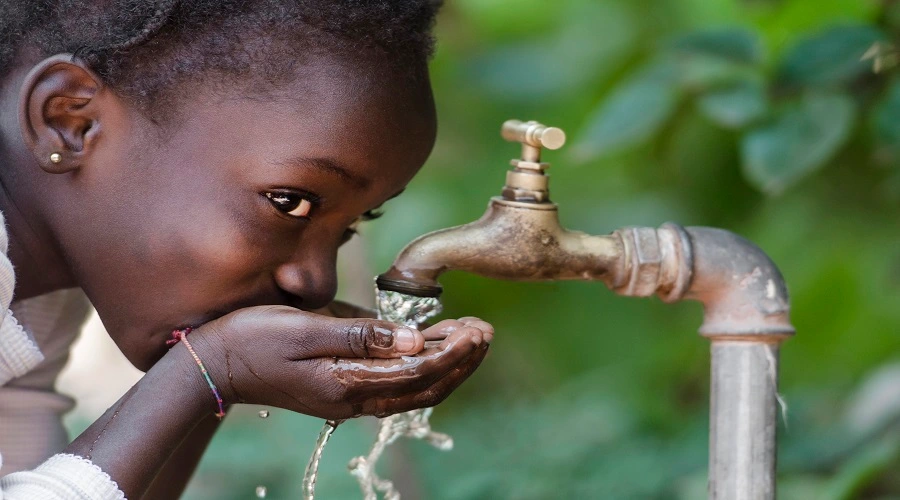 Who is most affected by the global water crisis?